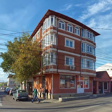 Апартаменты Vila Cornea Констанца Экстерьер фото