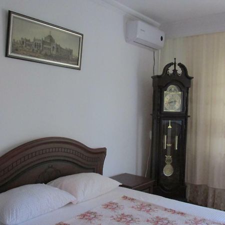 Апартаменты Vila Cornea Констанца Экстерьер фото